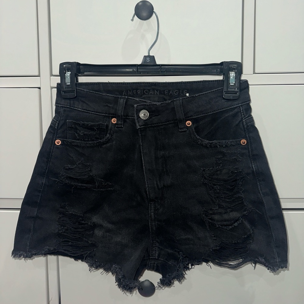 American Eagle black jean shorts size 00